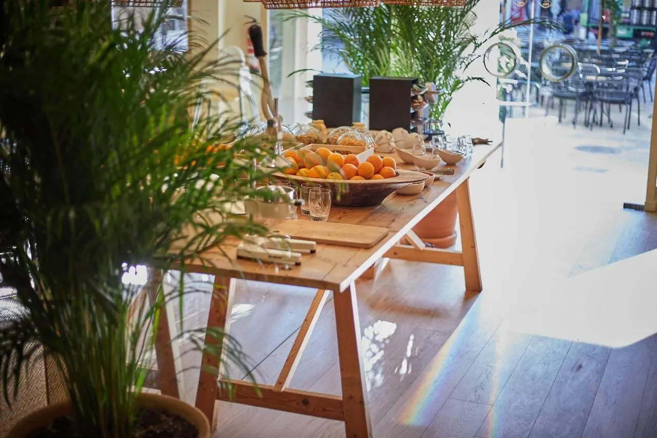 Mon Boutique Hotel 포엔샤 4*,
